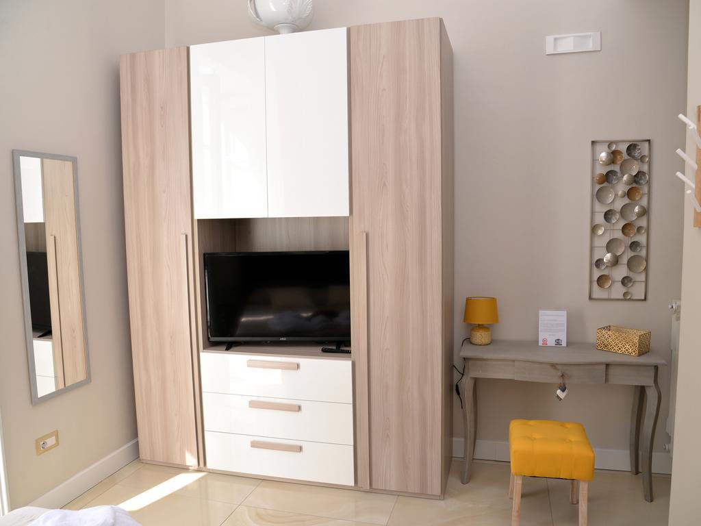 Casa Felice Suite Room 塔兰托 外观 照片