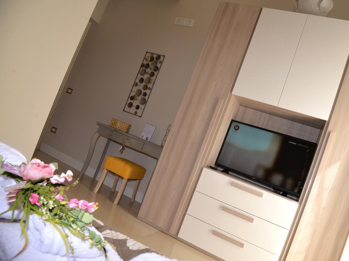 Casa Felice Suite Room 塔兰托 外观 照片