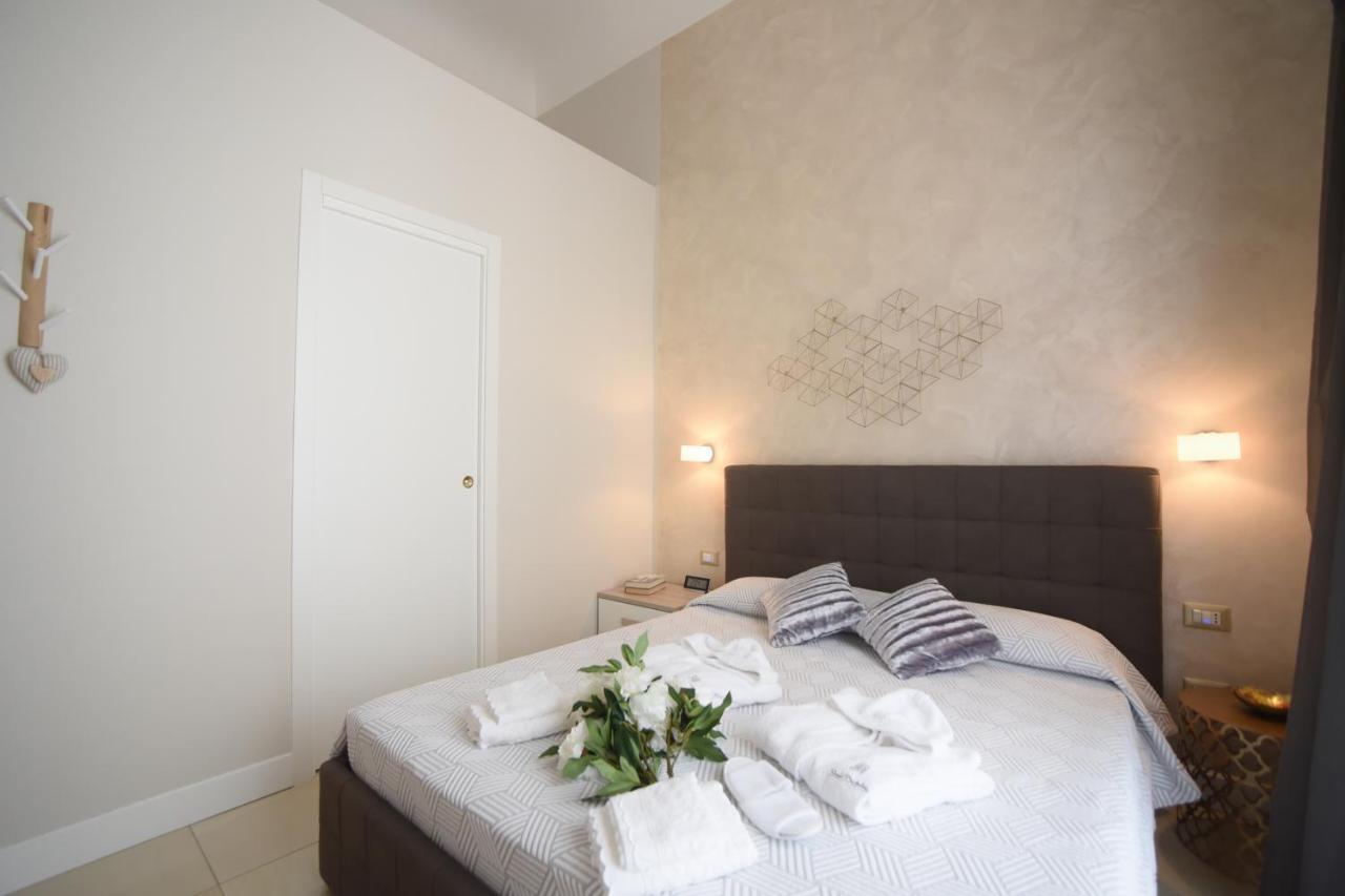 Casa Felice Suite Room 塔兰托 外观 照片