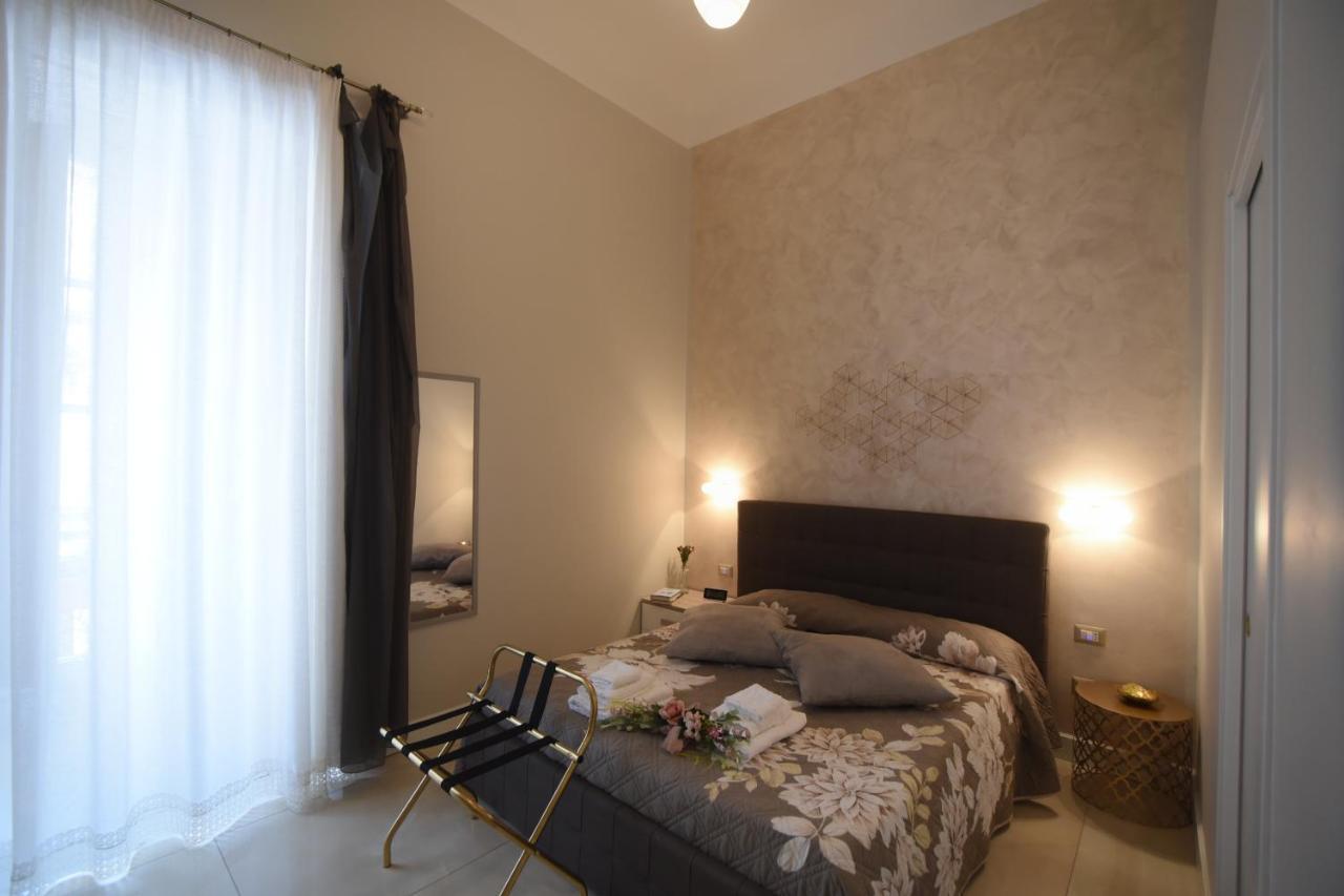 Casa Felice Suite Room 塔兰托 外观 照片